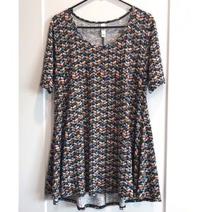 LuLaRoe Perfect T Short Sleeve Shirt Geo Pattern M